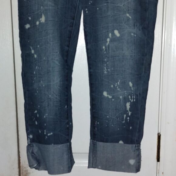Thrill bleached cuffed jean capris  Sz 9 - Picture 2 of 7